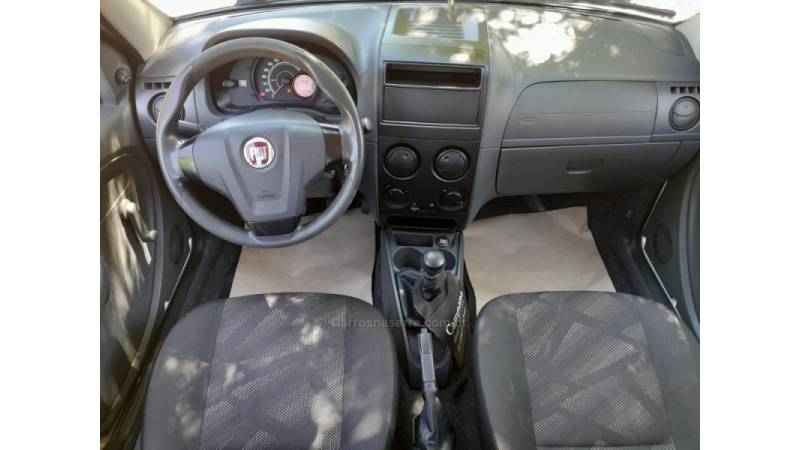 FIAT - PALIO - 2015/2016 - Branca - R$ 33.500,00