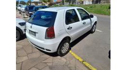 FIAT - PALIO - 2015/2016 - Branca - R$ 33.500,00