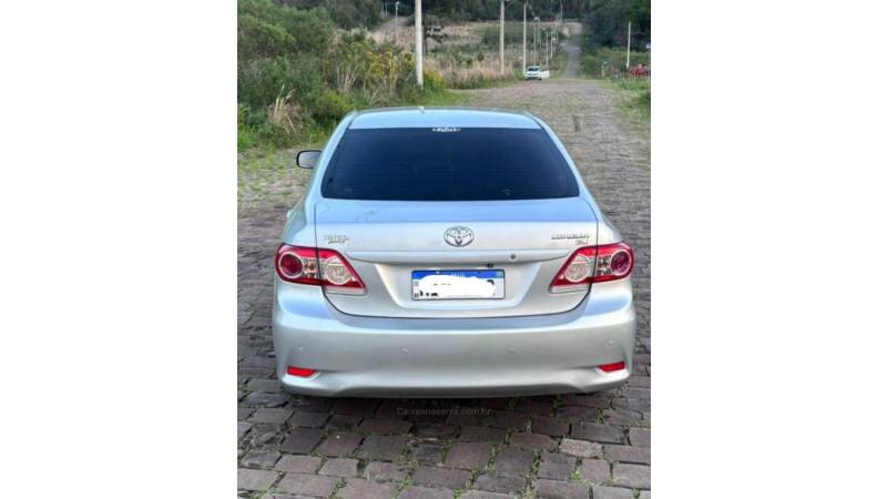 TOYOTA - COROLLA - 2012/2012 - Prata - R$ 67.900,00