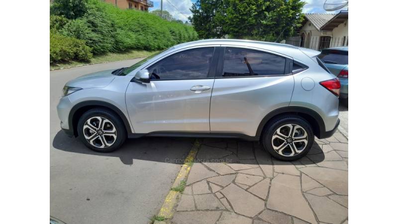 HONDA - HR-V - 2016/2016 - Prata - R$ 87.900,00