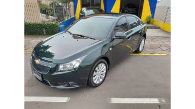 CHEVROLET - CRUZE - 2013/2014 - Verde - R$ 63.900,00