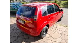 FORD - FIESTA - 2010/2011 - Vermelha - R$ 28.900,00