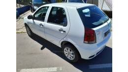 FIAT - PALIO - 2015/2016 - Branca - R$ 33.500,00