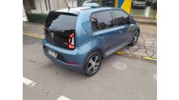 VOLKSWAGEN - UP - 2017/2018 - Azul - R$ 59.900,00