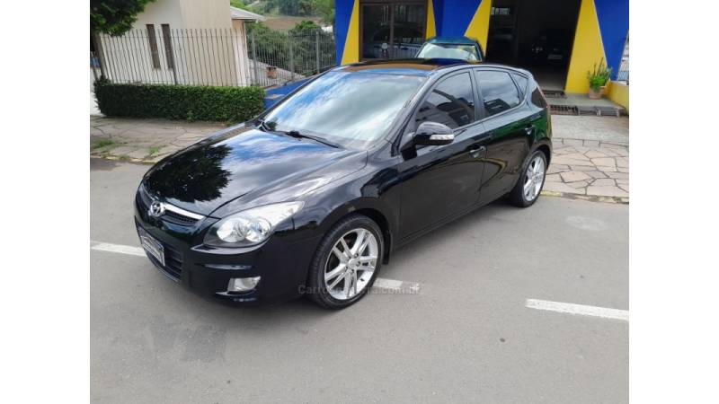 HYUNDAI - I30 - 2011/2012 - Preta - R$ 48.000,00