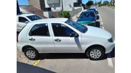 FIAT - PALIO - 2015/2016 - Branca - R$ 33.500,00