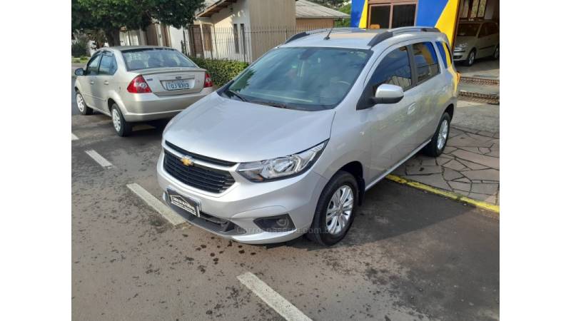 CHEVROLET - SPIN - 2019/2019 - Prata - R$ 62.900,00