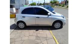 NISSAN - MARCH - 2014/2015 - Prata - R$ 36.900,00