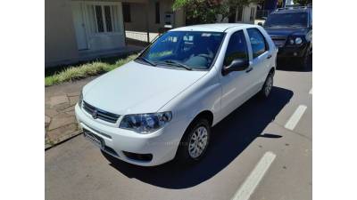 FIAT - PALIO - 2015/2016 - Branca - R$ 33.500,00