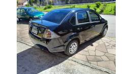 FORD - FIESTA - 2013/2014 - Preta - R$ 37.500,00