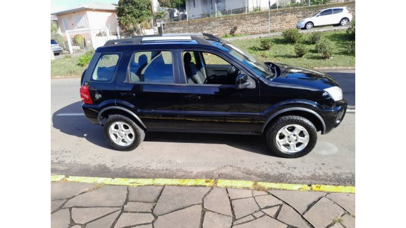 FORD - ECOSPORT - 2010/2011 - Preta - R$ 38.900,00