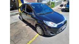 FORD - FIESTA - 2013/2014 - Preta - R$ 37.500,00