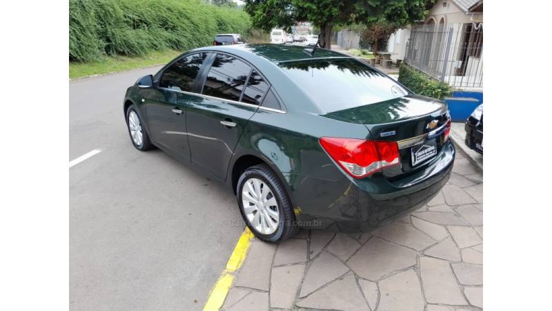 CHEVROLET - CRUZE - 2013/2014 - Verde - R$ 63.900,00