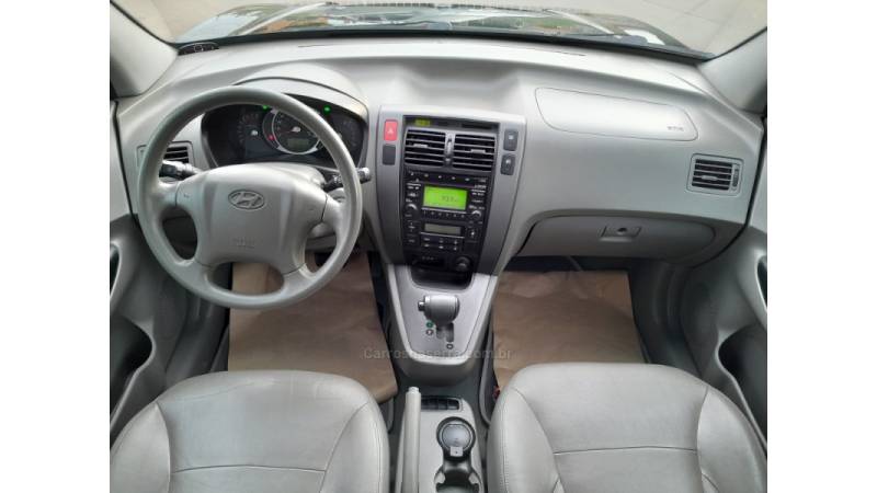 HYUNDAI - TUCSON - 2012/2013 - Preta - R$ 49.500,00