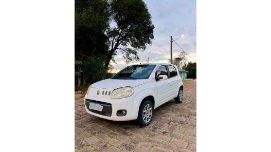 FIAT - UNO - 2013/2014 - Branca - R$ 31.000,00